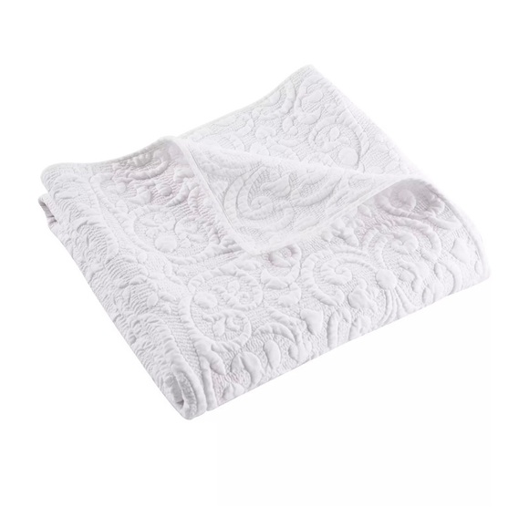 Sherbourne White Throw - One Quilted Throw - Birch Hill by Levtex Home - Picture 3 of 4